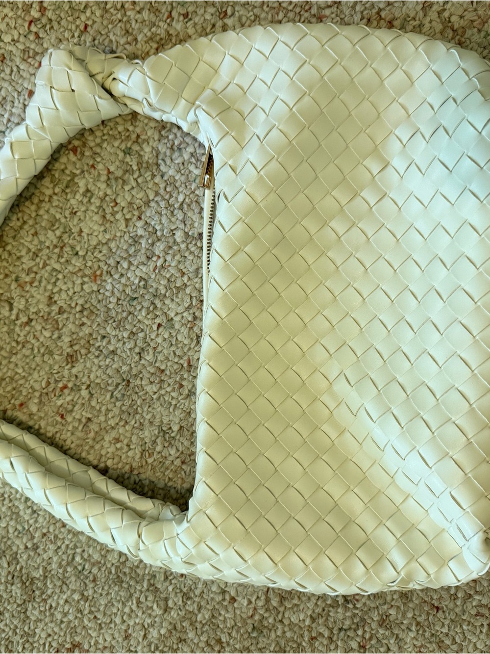 White woven shoulder bag